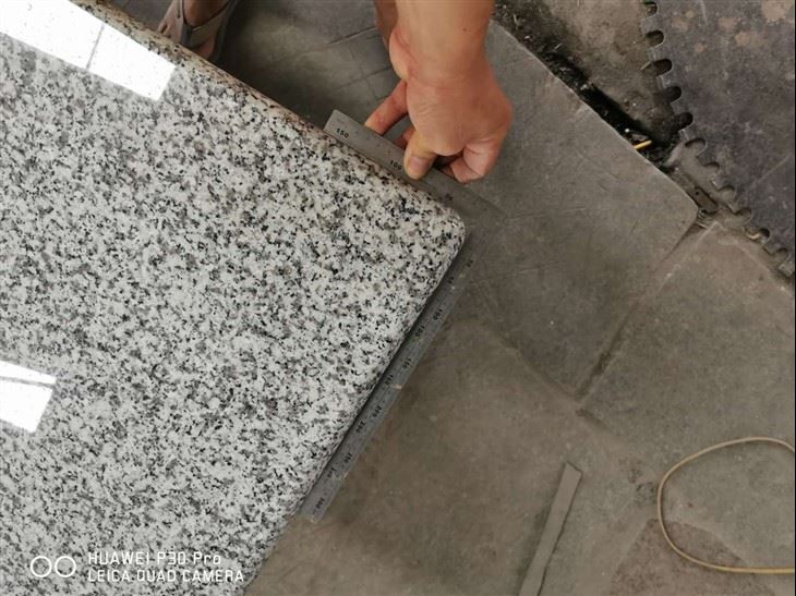 Tiger Skin White Granite Countertop