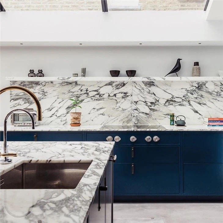 Arabescato Marble kitchen countertop